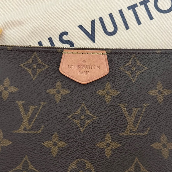 Louis Vuitton: Multi Pochette Accessoires (Monogram)✨ - Picture 6 of 16